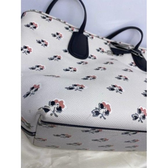 Coach shopping xl floral great condition msrp whit - Picture 6 of 12